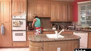 Kitchen Fucking Fucking For Nikki Sexx